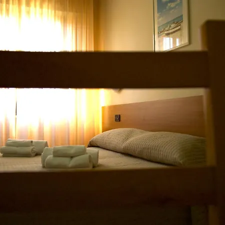 Soleluna Via Silvio Pellico 6 4* Tortoreto