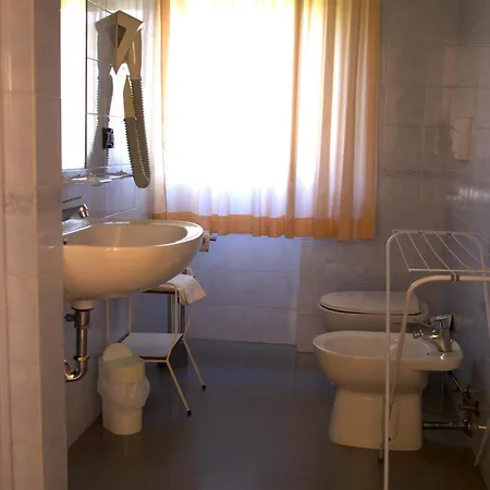 Affittacamere Soleluna Via Silvio Pellico 6