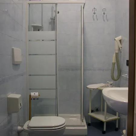 Soleluna Via Silvio Pellico 6 Affittacamere