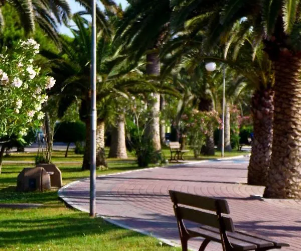 Guest house Soleluna 4*